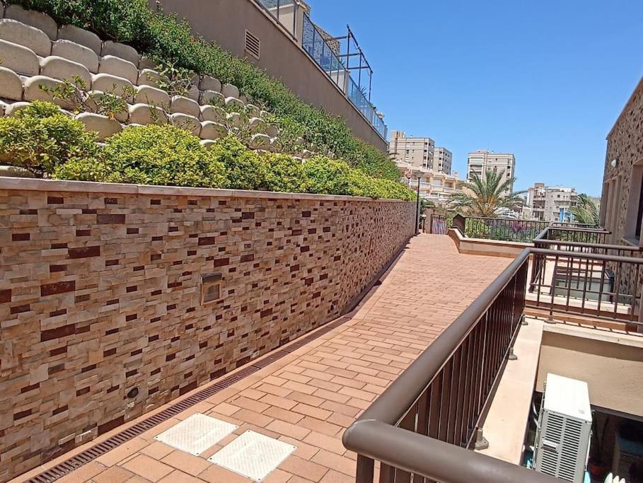 Bungalow En Primera Linea Del Mar Arenales del Sol Luaran gambar
