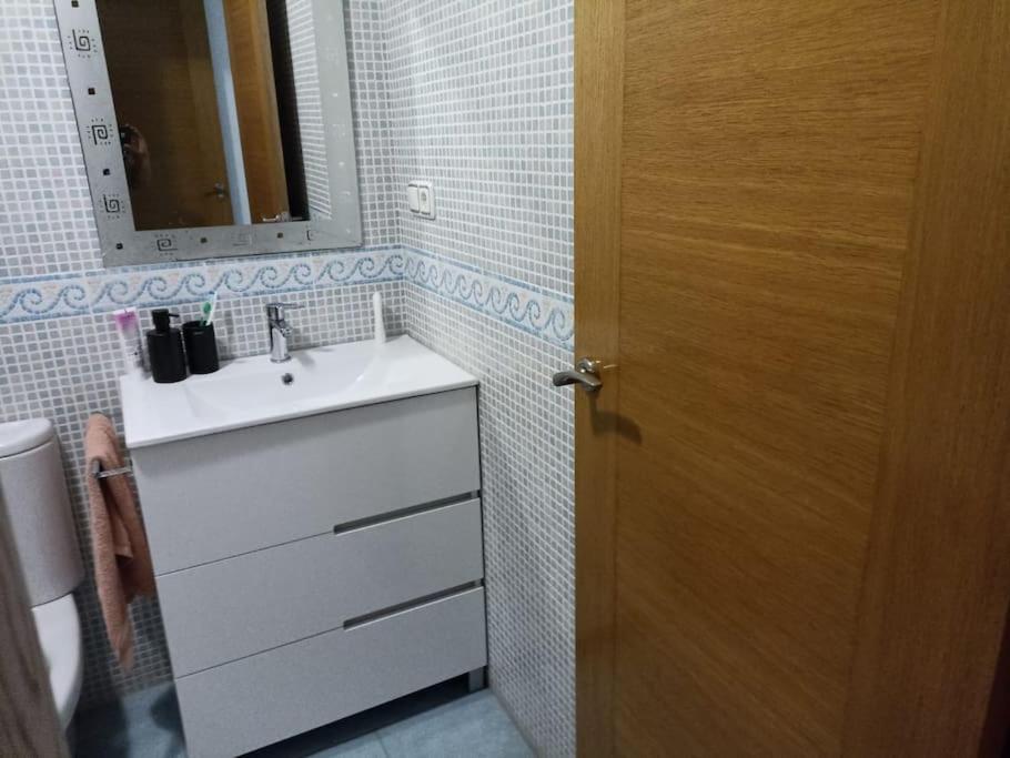 Bungalow En Primera Linea Del Mar Arenales del Sol Luaran gambar