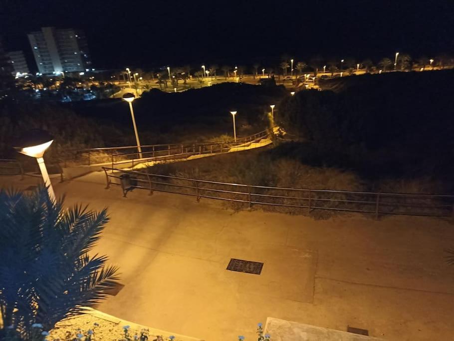 Bungalow En Primera Linea Del Mar Arenales del Sol Luaran gambar