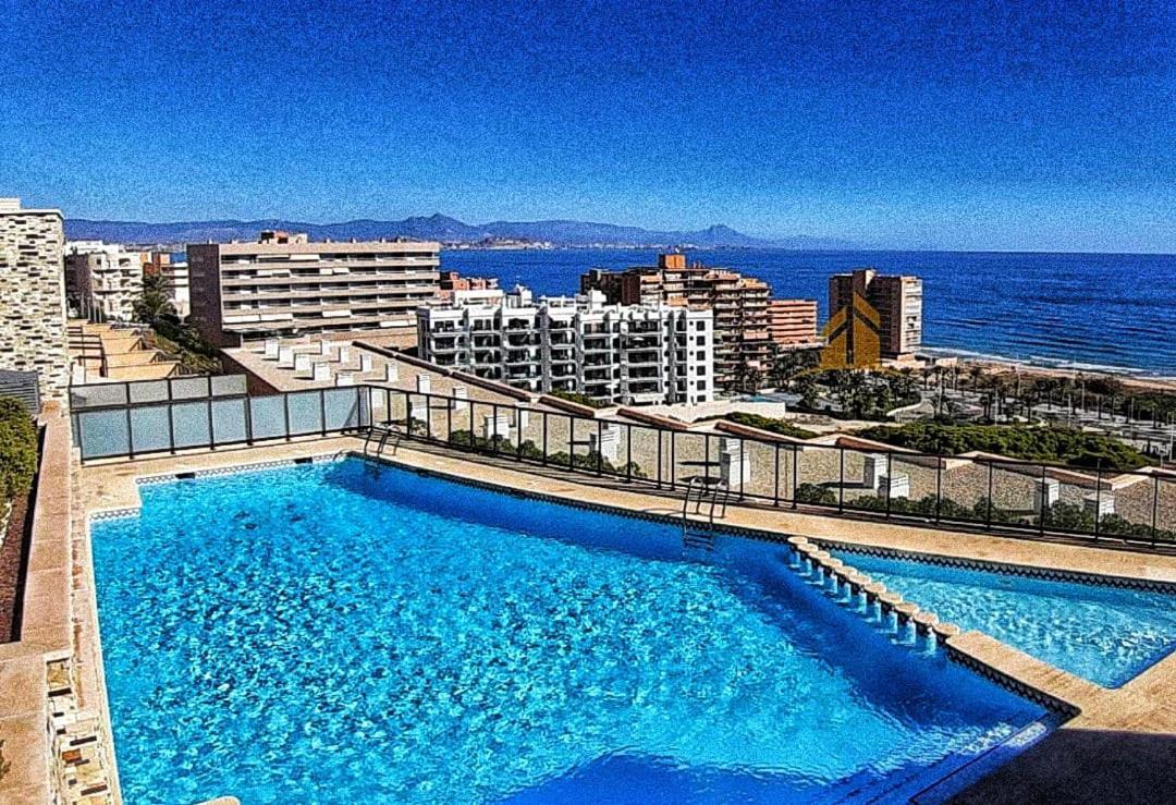 Bungalow En Primera Linea Del Mar Arenales del Sol Luaran gambar